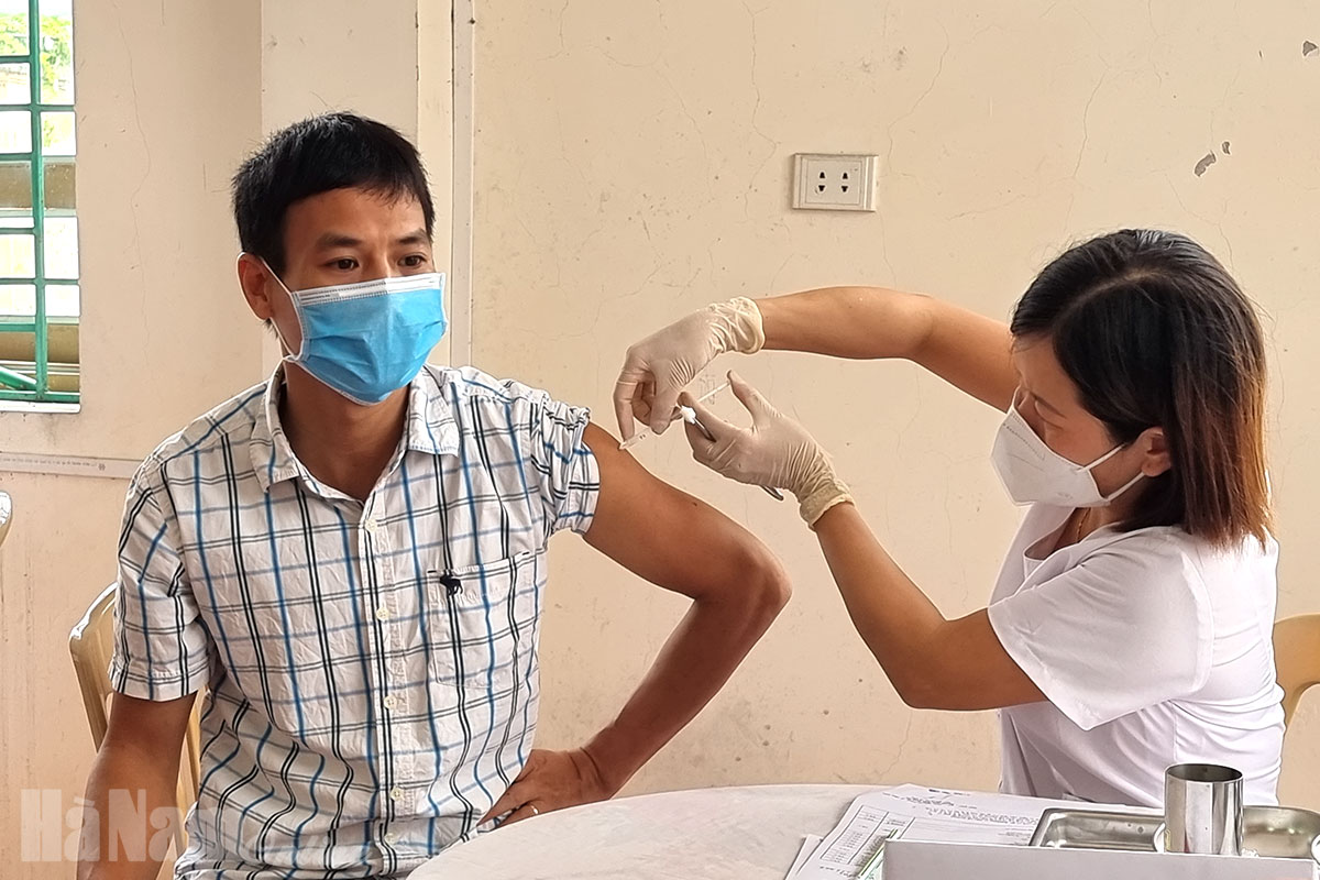 Hà Nam triển khai tiêm vắc xin phòng Covid-19 đợt 6