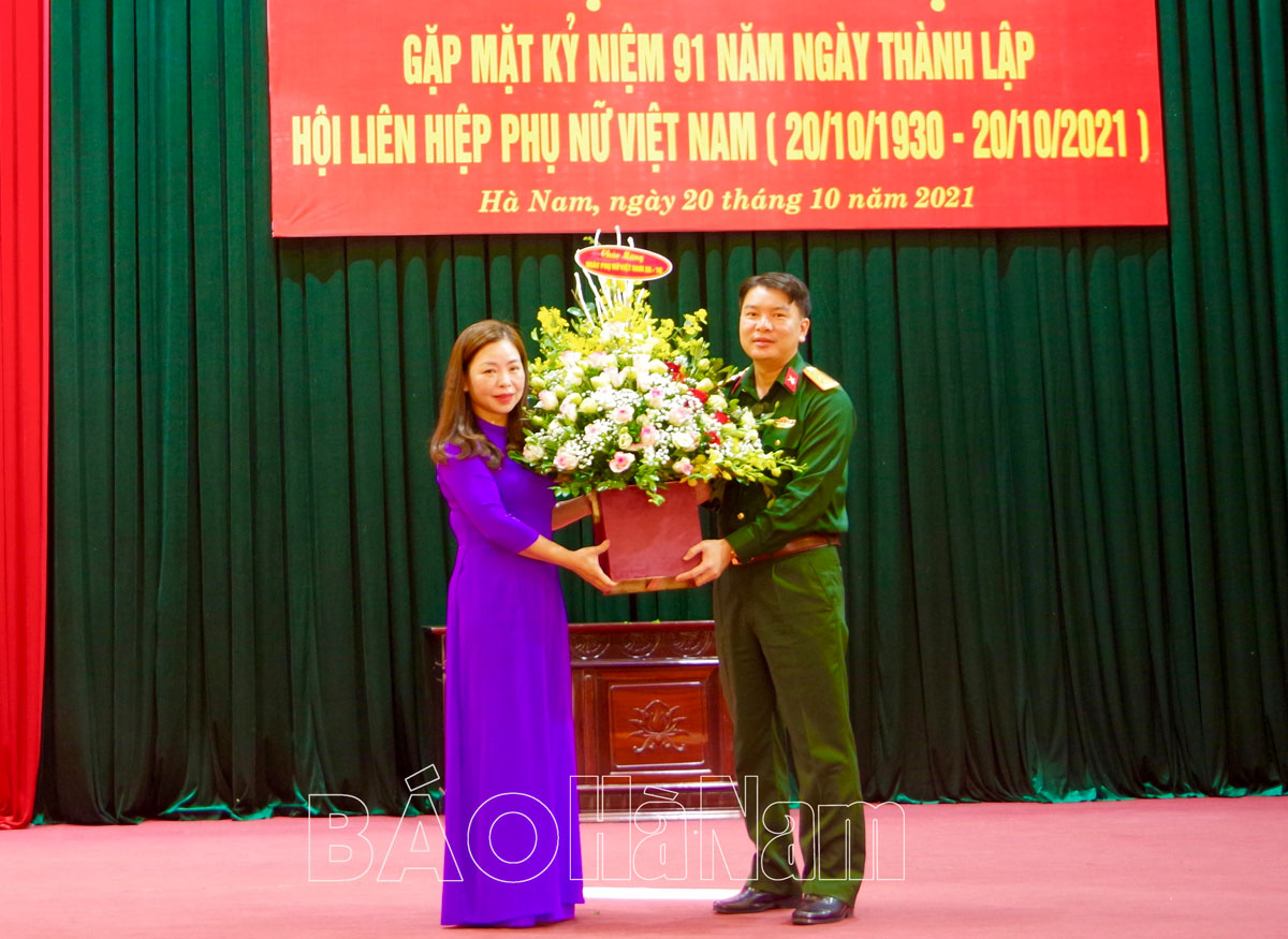 Bộ CHQS tỉnh gặp mặt kỷ niệm 91 năm Ngày thành lập Hội LHPN Việt Nam