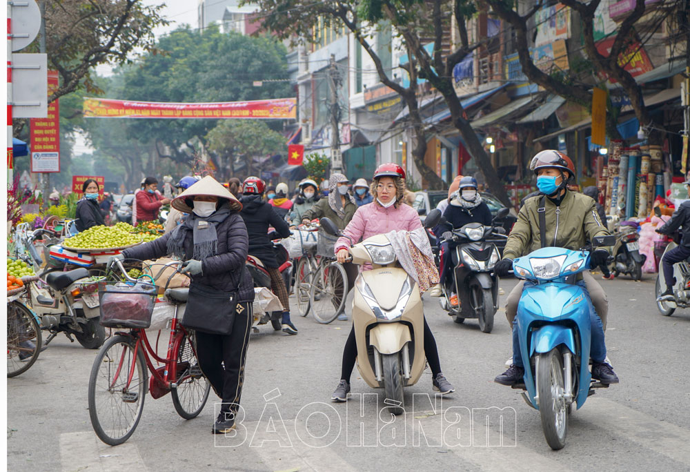 Thuận lợi di chuyển qua Hà Nam khi người dân ngày đầu nghỉ Tết