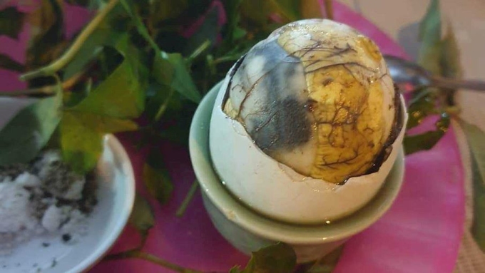 Trứng vịt lộn vào top 100 món ăn tệ nhất thế giới 2023