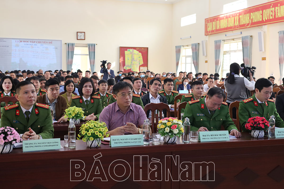 Tổ chức phiên giao dịch việc làm cho người chấp hành xong án phạt tù trở về địa phương tại Thanh Liêm