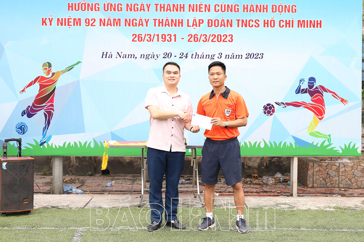 Giải bóng đá Đoàn Khối các cơ quan tỉnh lần thứ XII Đội Sở Xây dựng giành giải Nhất