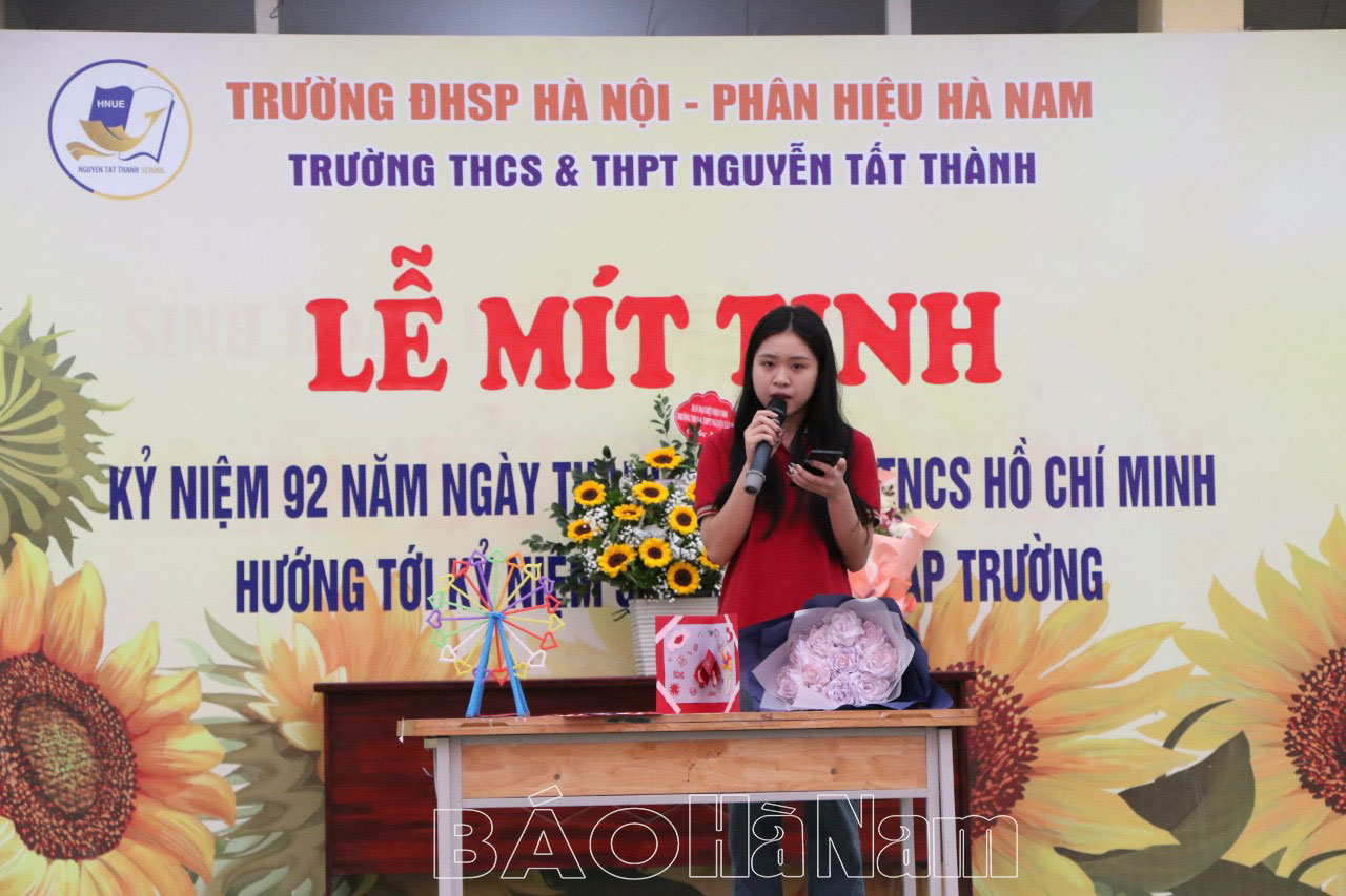 Trường THCSTHPT Nguyễn Tất Thành mít tinh kỉ niệm 92 năm ngày thành lập Đoàn TNCS Hồ Chí Minh 