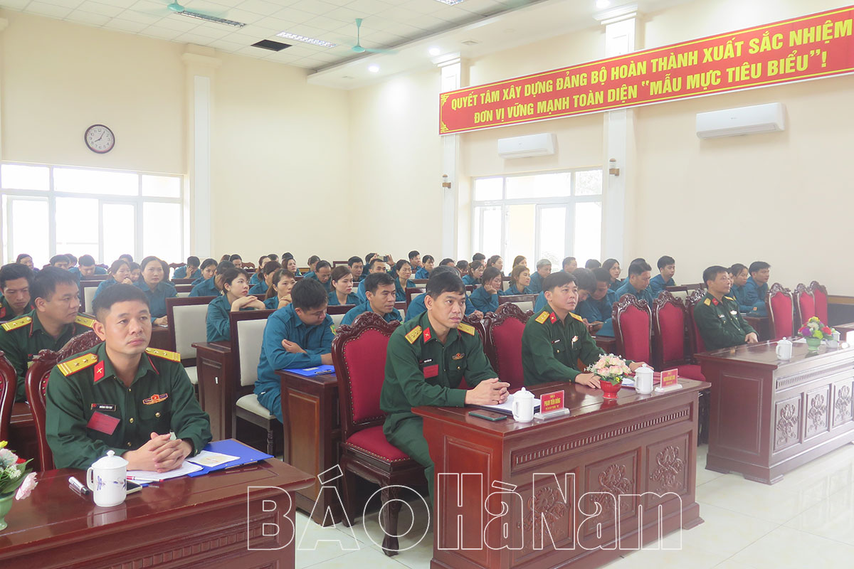 Ban CHQS thị xã Duy Tiên khai mạc hội thao trung đội dân quân cơ động năm 2023